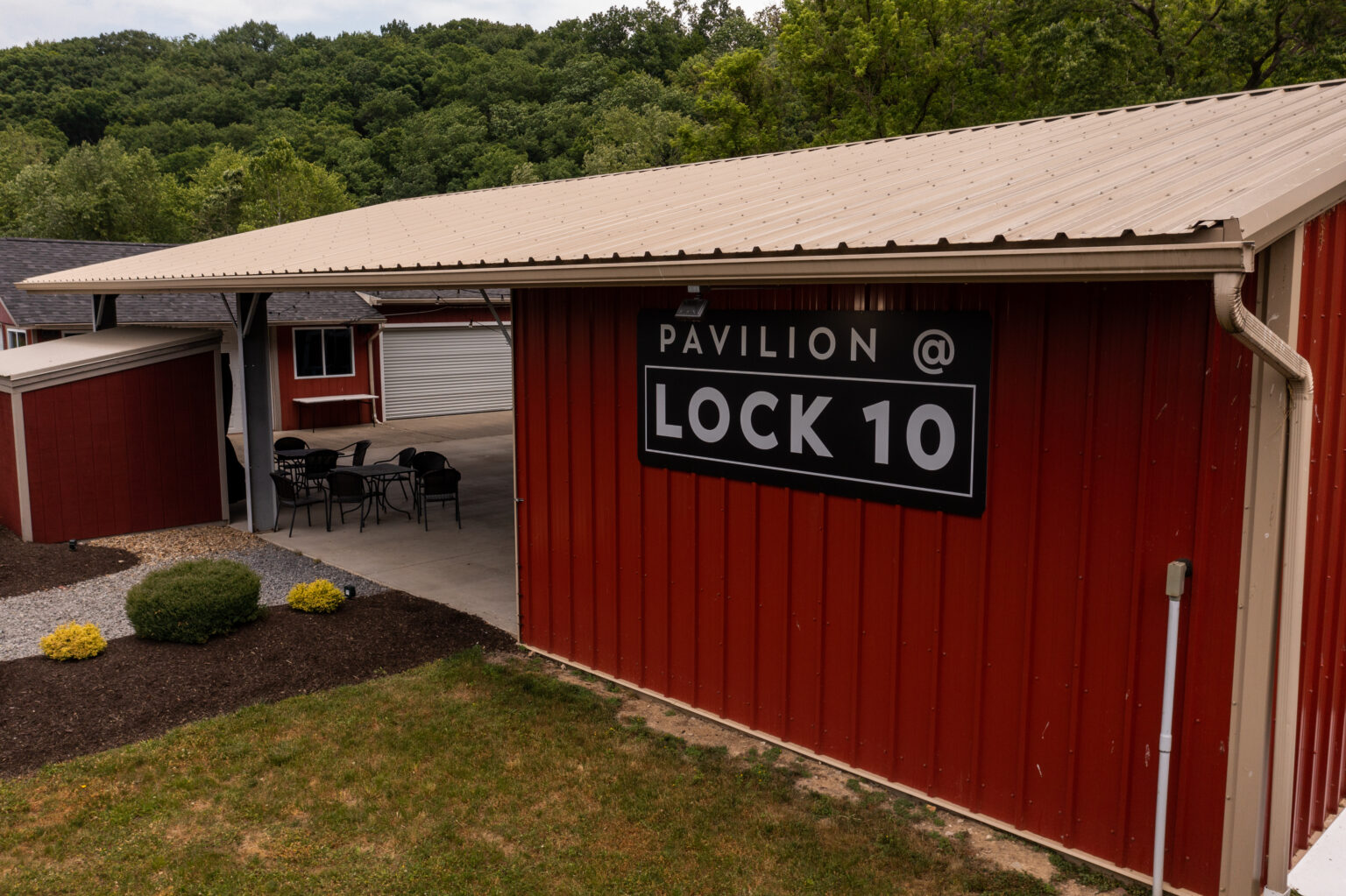 Pavilion Rental Erie Canal Bar & Grille